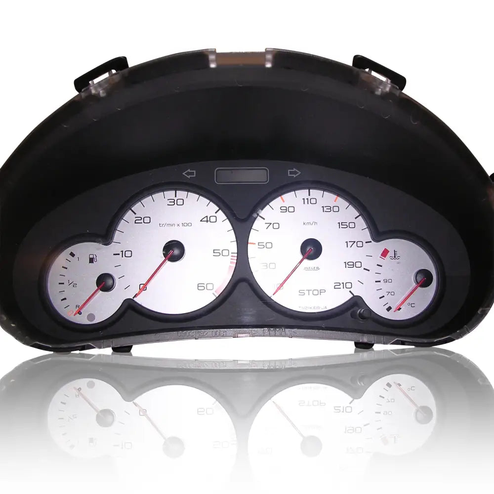Car dashboard instrument cluster von Peugeot 206 mit Tacho Zeigerausfall und analogen Zeigern
