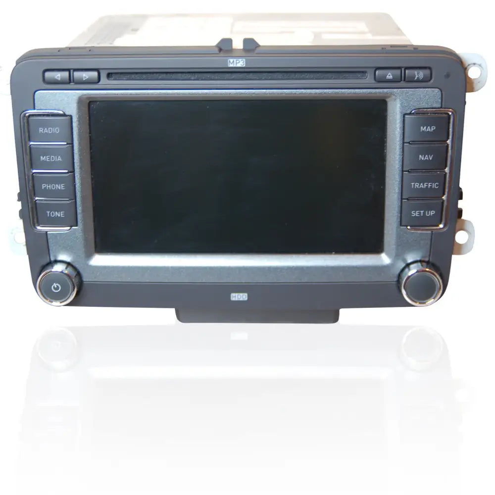 Car-Infotainmentsystem des Seat Leon RNS 510 Navi Reparatur mit weißem Display