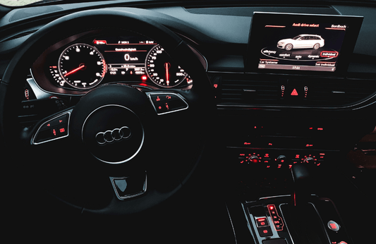 Wie auto motor und sport über die Tacho Reparatur bei Pixelfehler Hamburg berichtet