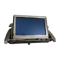 Mercedes C W204 Comand Display mit defektem Bildschirm zur Reparatur angezeigt