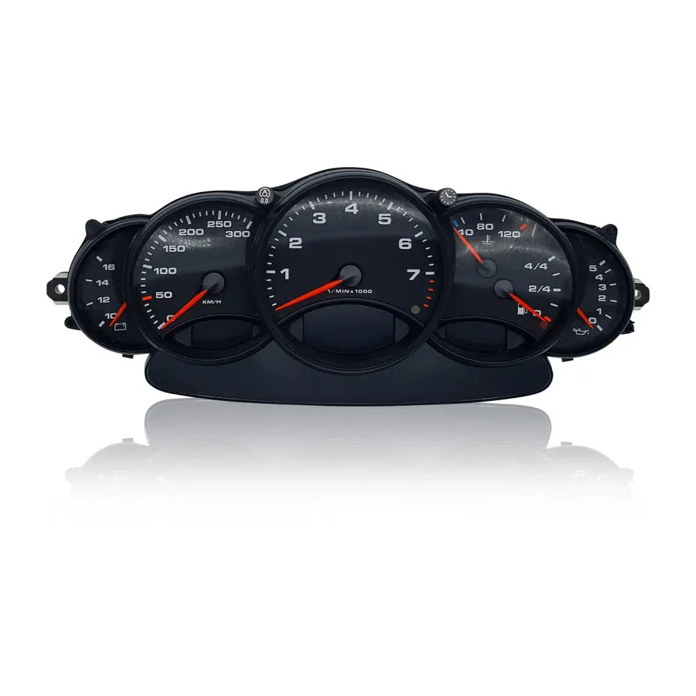 Schwarzes Armaturenbrett mit Porsche Tacho für Tacho Reparatur und Navi Reparatur
